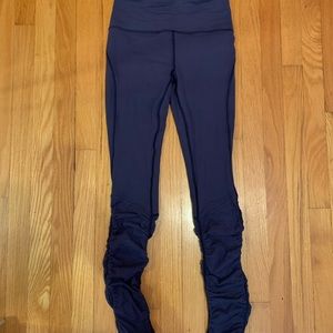 NWOT LULULEMON SCRUNCHED LEGGINGS
